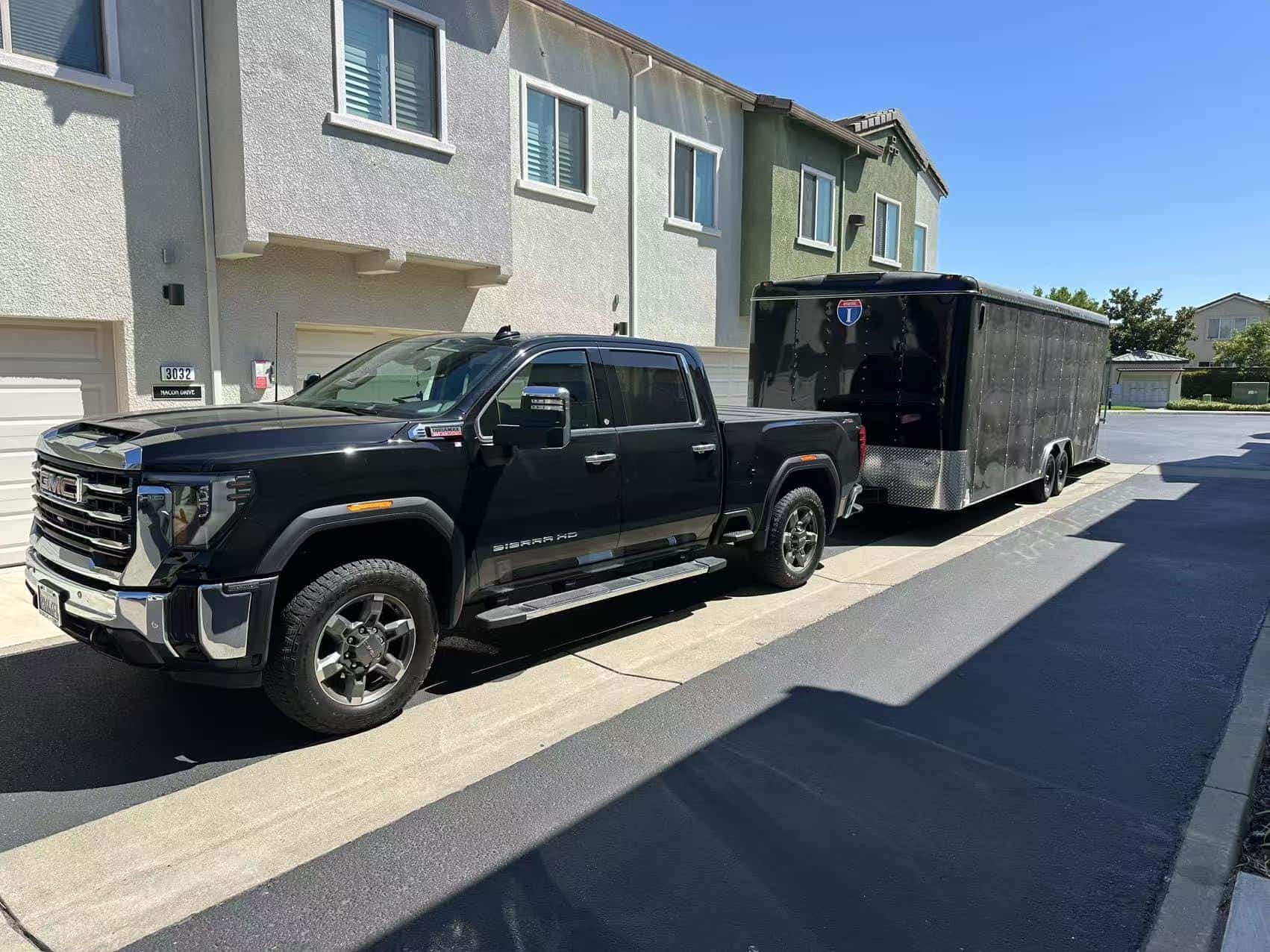 Pick-up towing trailer